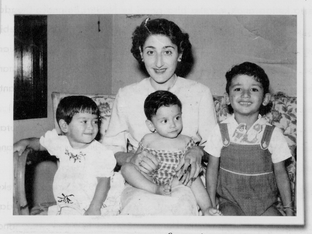 Dolly en haar drie oudste kinderen, 1950